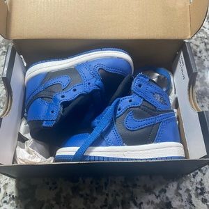 Brand New Jordan Retro 1 High OG Size 3c